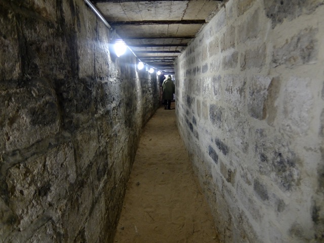 07 tunnel